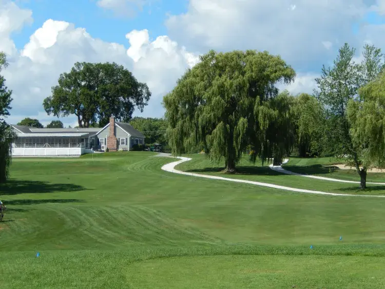 Kwiniaska Golf Club (Shelburne)