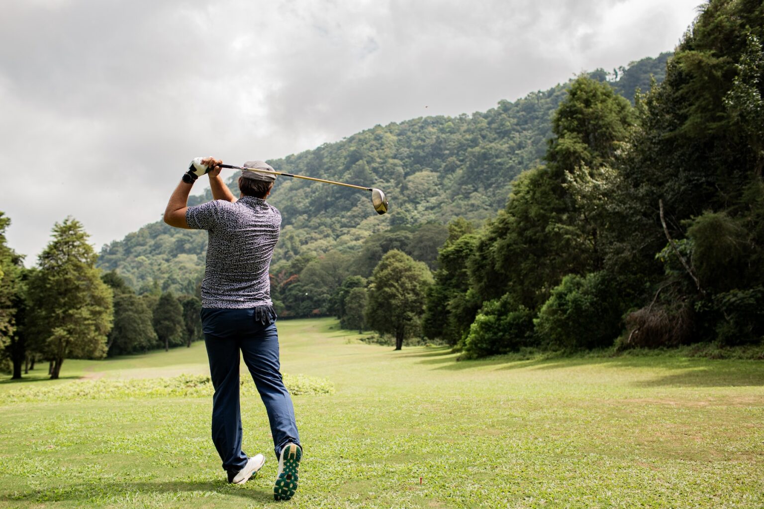 Mastering the Follow-Through in Your Golf Swing - Skillest Blog